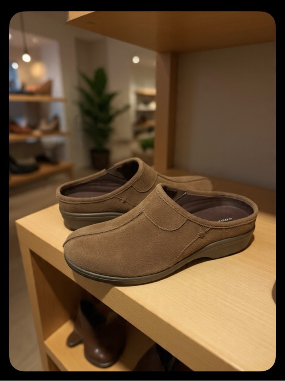 Easy Spirit Women's Slip-On Suede Mule in Brown 7.5 W